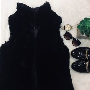 White House Black Market Faux Fur Satin-Lined Vest